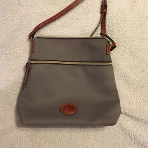 Dooney & Bourke
